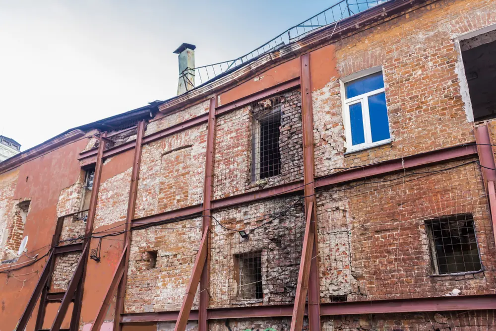 Études de renforts structurel - Renforcement structurel de façade d'un bâtiment