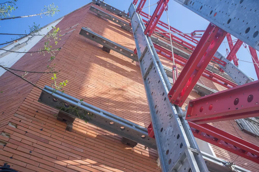 Études de renforts structurel - Renforcement structurel de façade d'un bâtiment